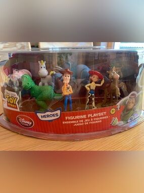 Disney Toy Story Figurine Playsets Heroes and Villains, sold as a set of two NIB